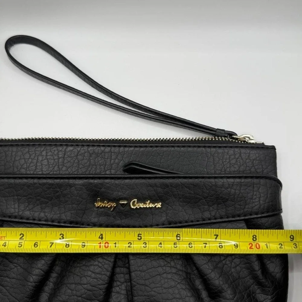 Juicy Couture Black Pebbled Wristlet Clutch Wallet Y2K Coquette Pink Lining